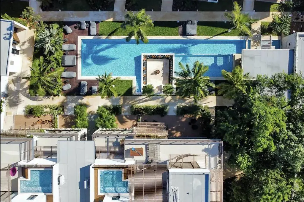 Spacious Condo, Beautiful Pool, Wi-Fi - Casa Kaanal 104 Tulum Apartment